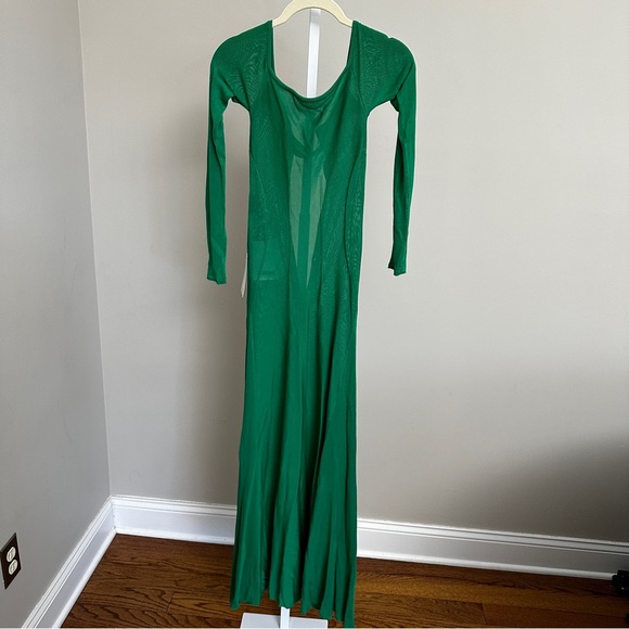 Jacquemus
ribbed-panel off-shoulder dress green size fr34- US 2. NWT - Picture 8 of 8